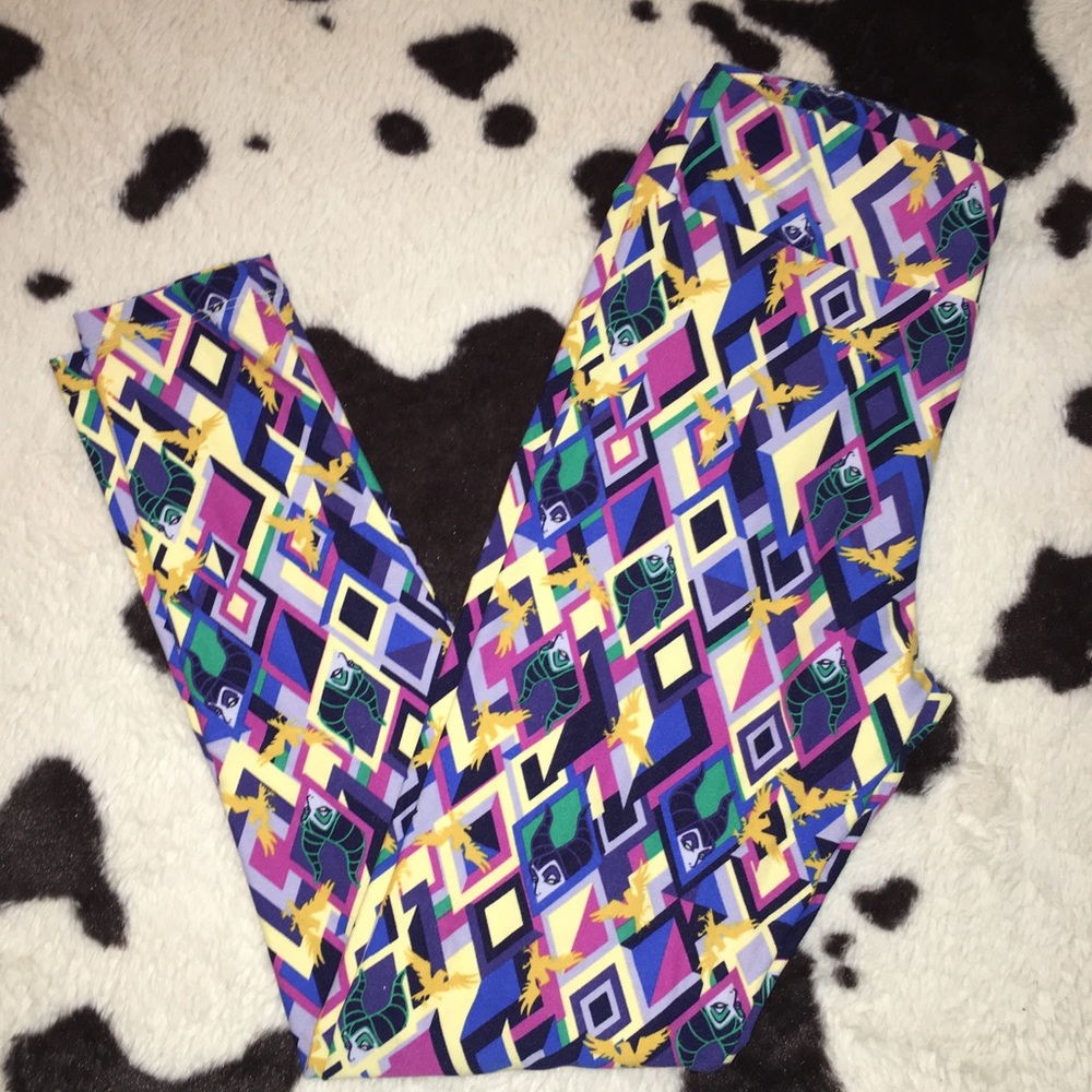 Lularoe Disney Villain One Size Leggings (0-8)